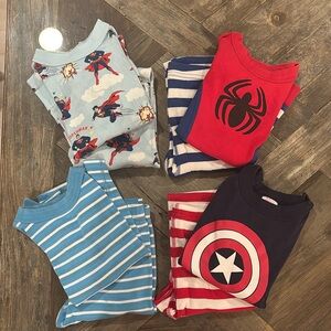 Hanna Andersson PJs size 4T (4 pairs)